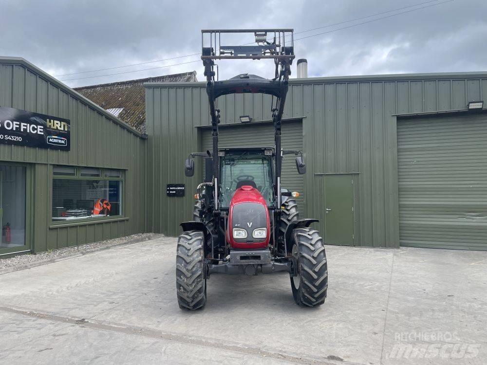 Valtra A 83 曳引機