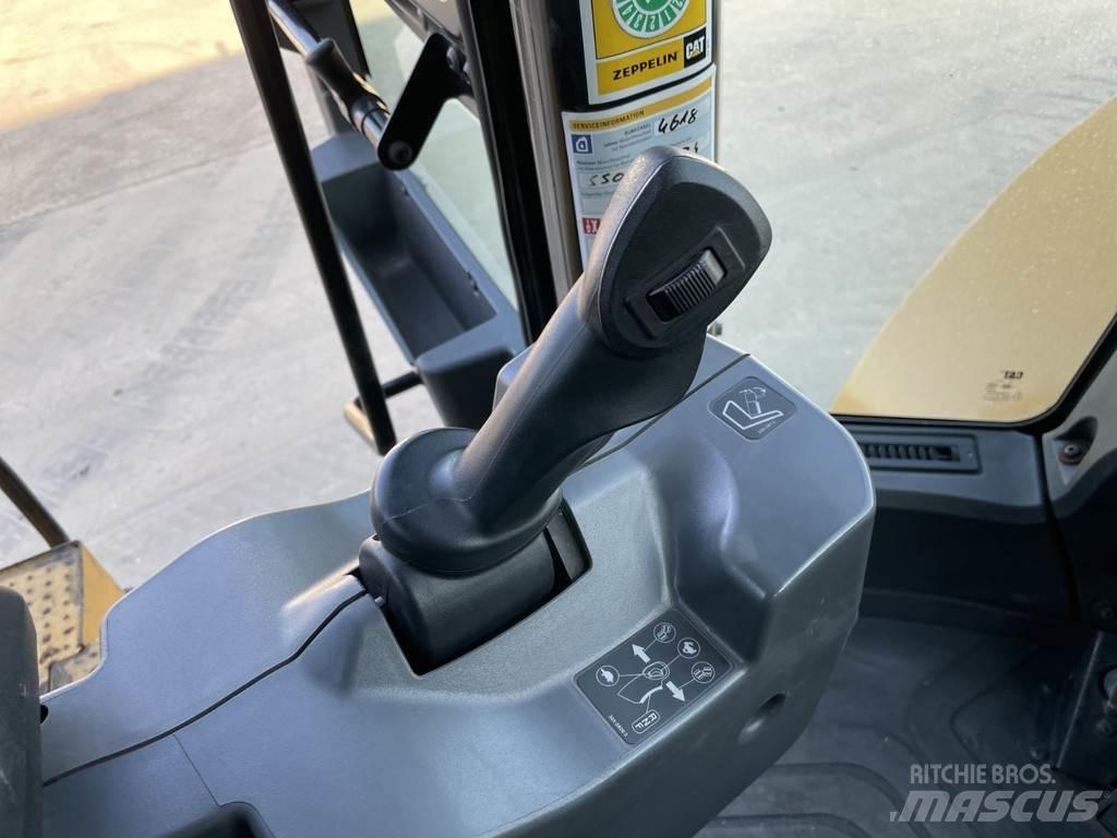 CAT 950M 輪胎式裝載機