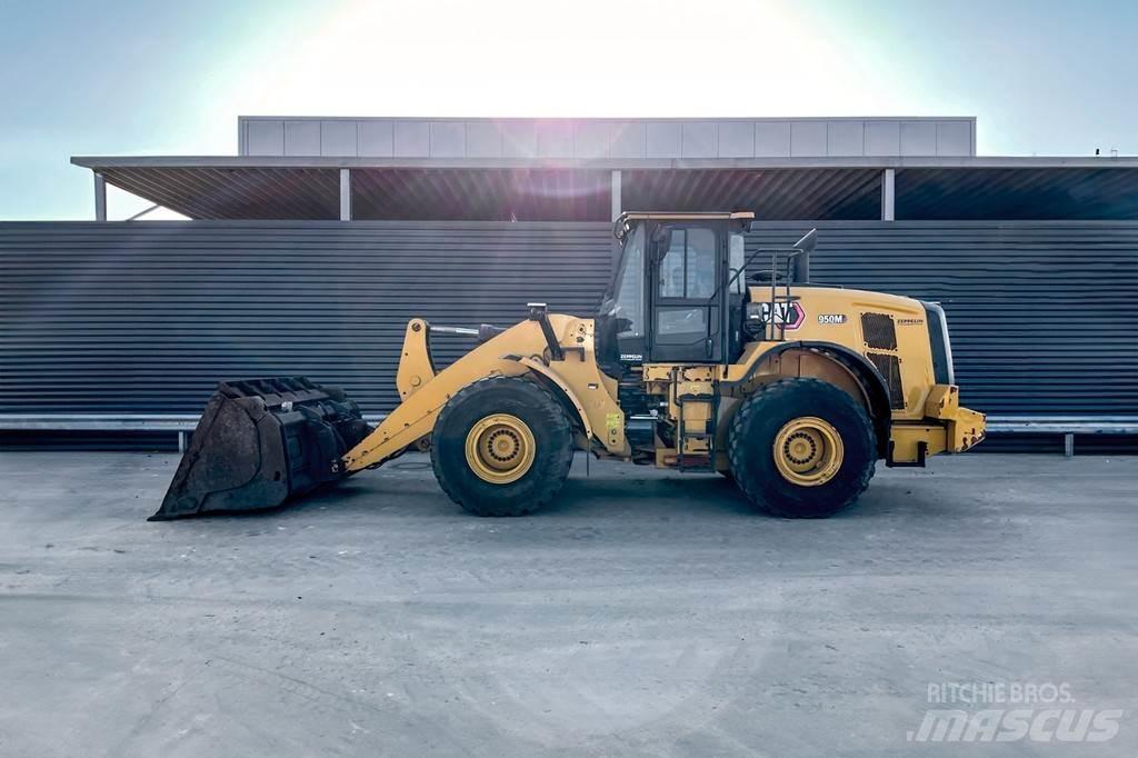 CAT 950M 輪胎式裝載機