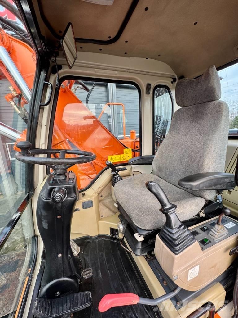 Doosan SOLAR 140W-V 旋轉式挖土機/掘鑿機/挖掘機