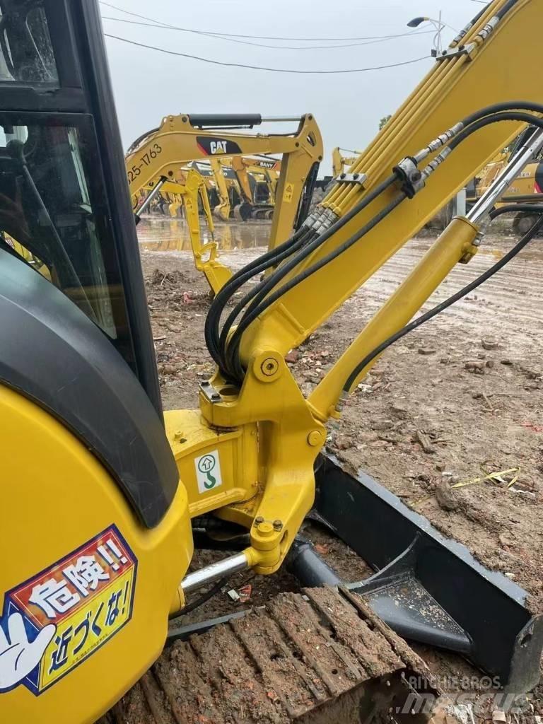 Komatsu PC 30 小型挖土機/掘鑿機<7t(小型挖掘機)