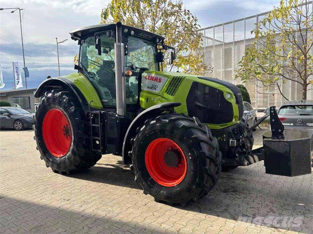 CLAAS Axion 830 曳引機