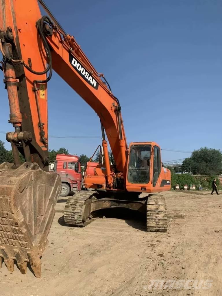 Doosan DH300 履帶式 挖土機/掘鑿機/挖掘機