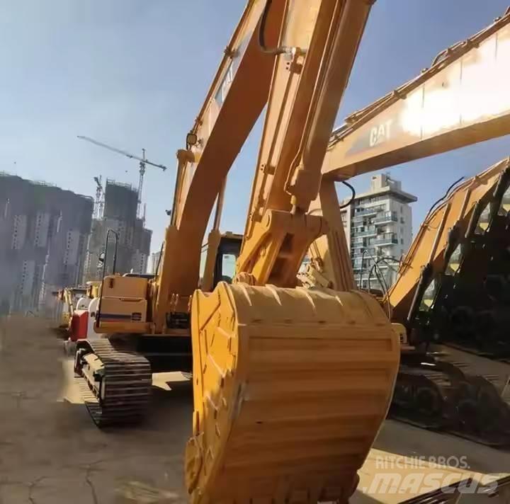 CAT CAT323B 中型挖土機/掘鑿機/挖掘機 7t-12t
