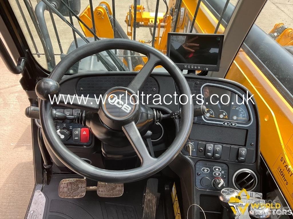 JCB 540-140 伸縮臂操作車