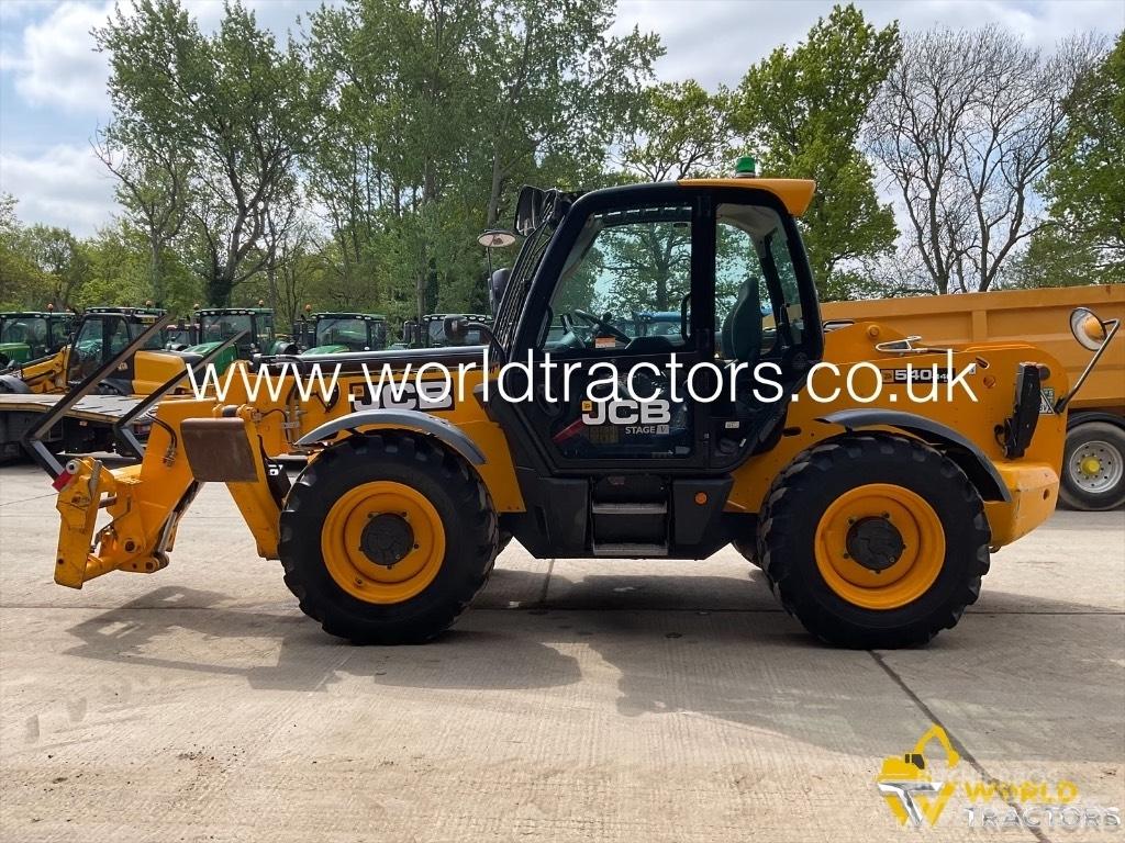 JCB 540-140 伸縮臂操作車