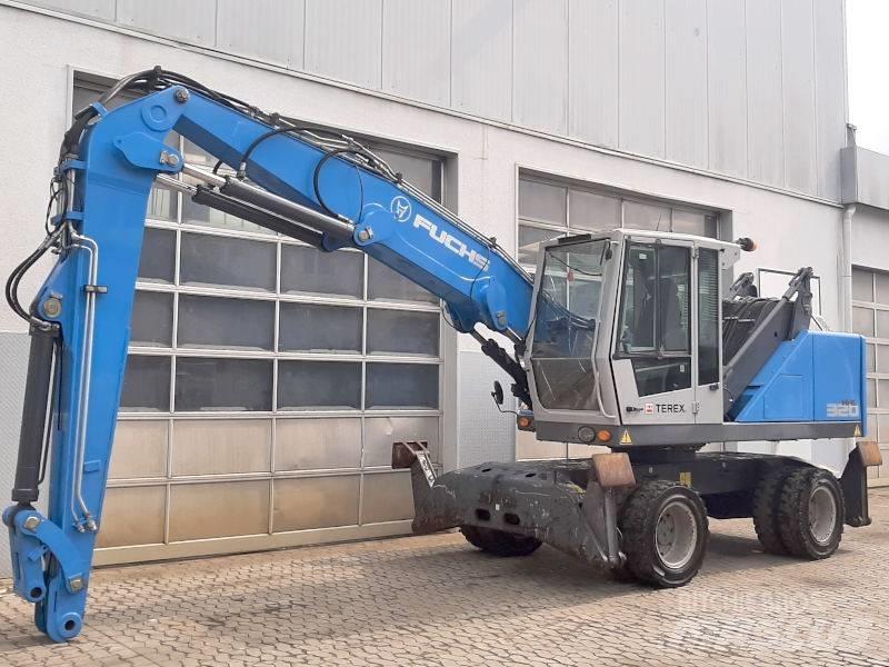Fuchs MHL 320 F 廢棄物/工業用操作車