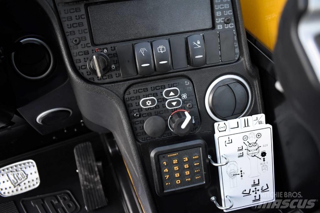 JCB 540-170 伸縮臂操作車