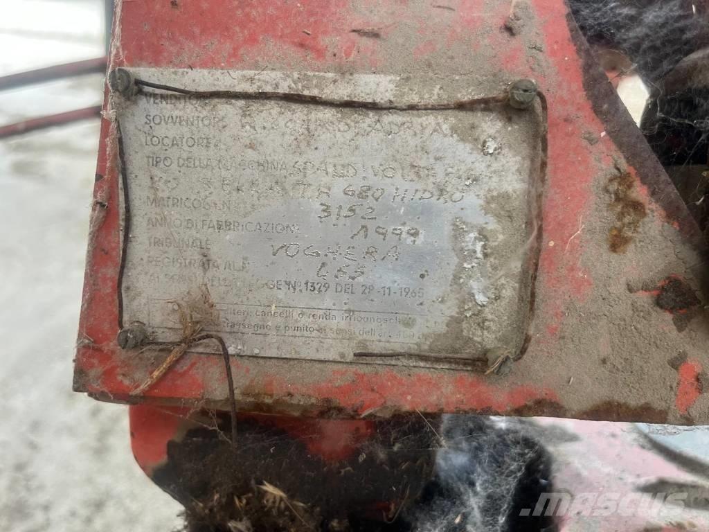 Lely TH 680 耙與翻草機
