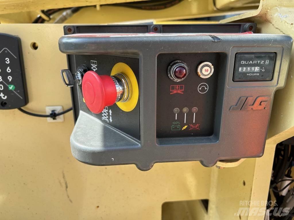 JLG 3246 ES 剪式升降機
