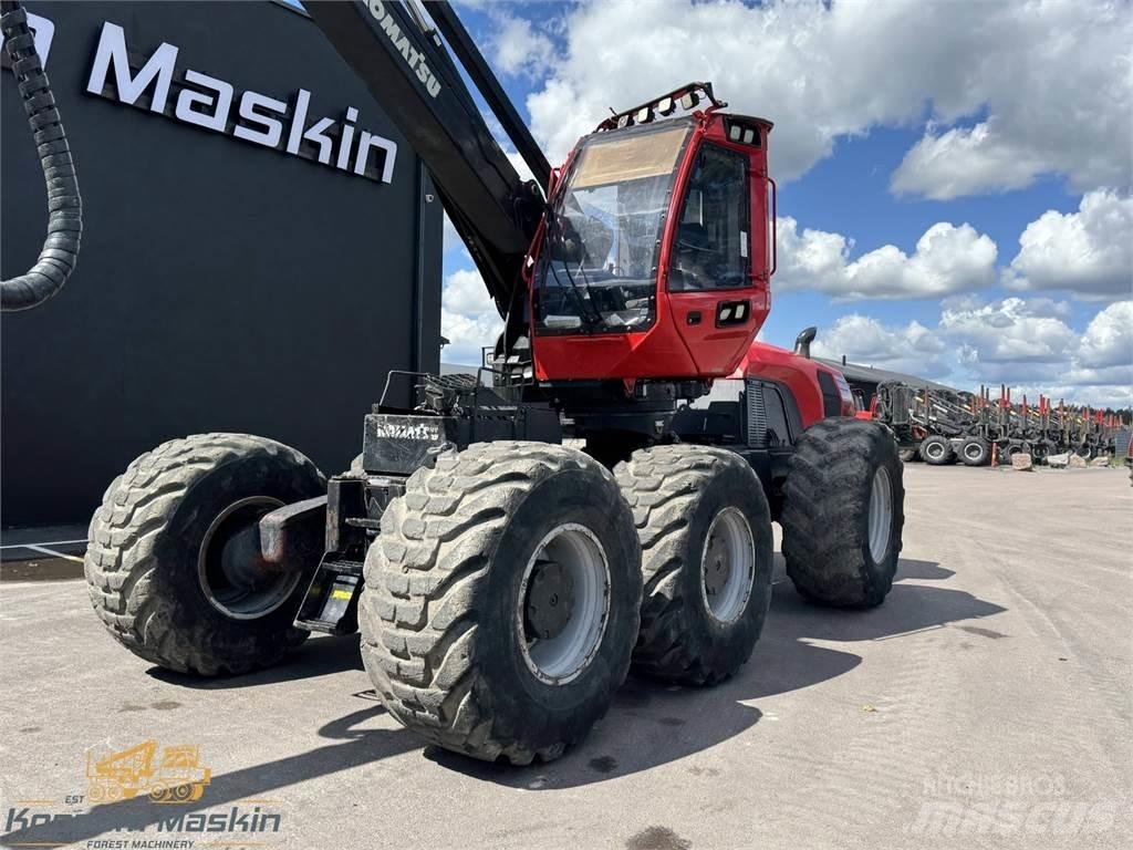 Komatsu 951 收穫機