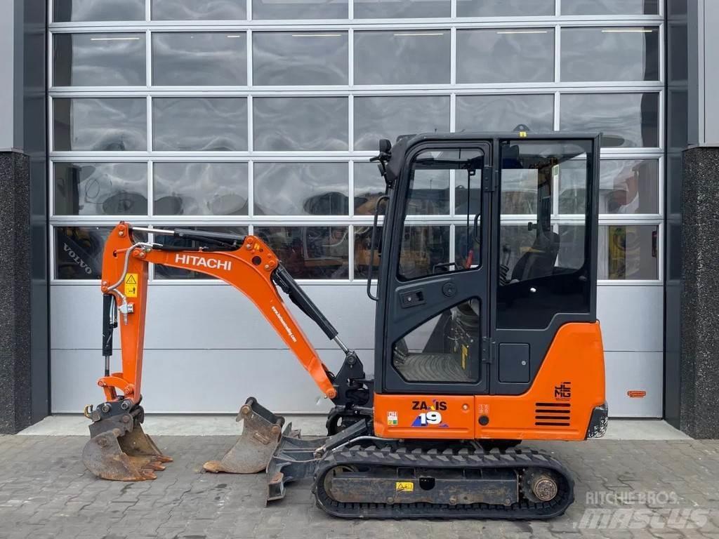 Hitachi ZX19-6 CR 小型挖土機/掘鑿機<7t(小型挖掘機)
