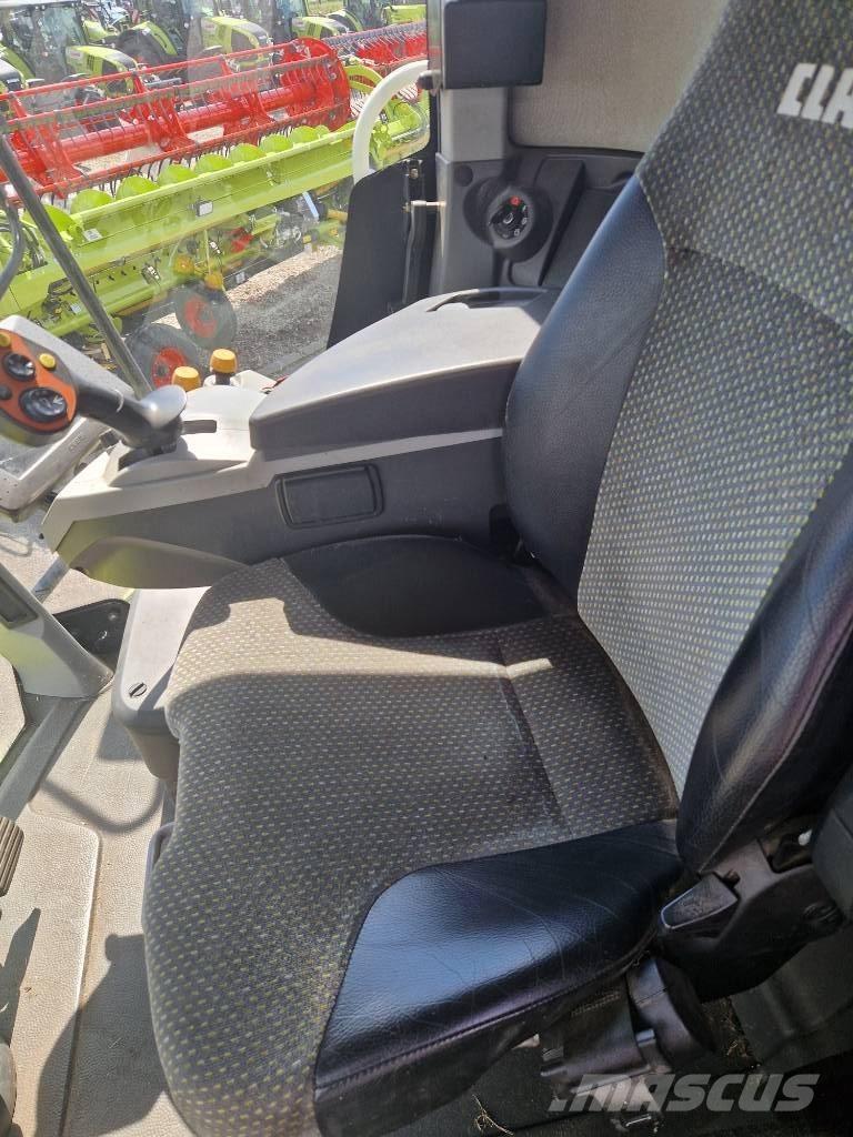 CLAAS Lexion 670 聯合收穫機