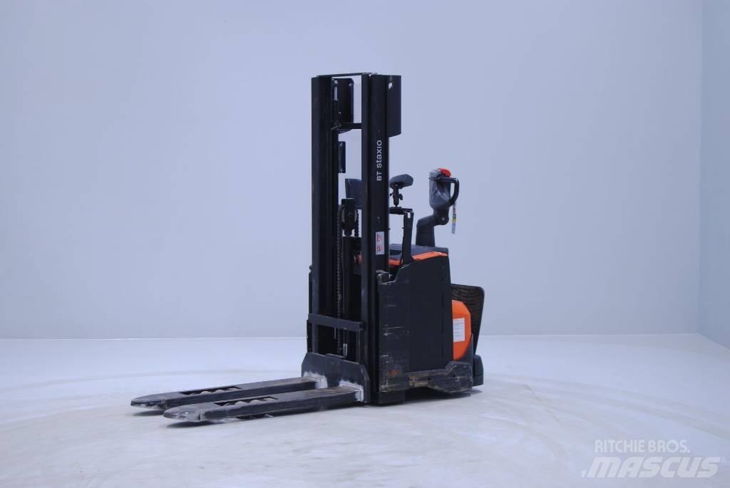 Toyota SWE120 行走控制式堆積機