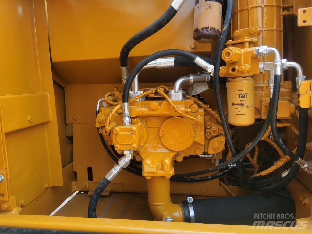 CAT 320 D 履帶式 挖土機/掘鑿機/挖掘機