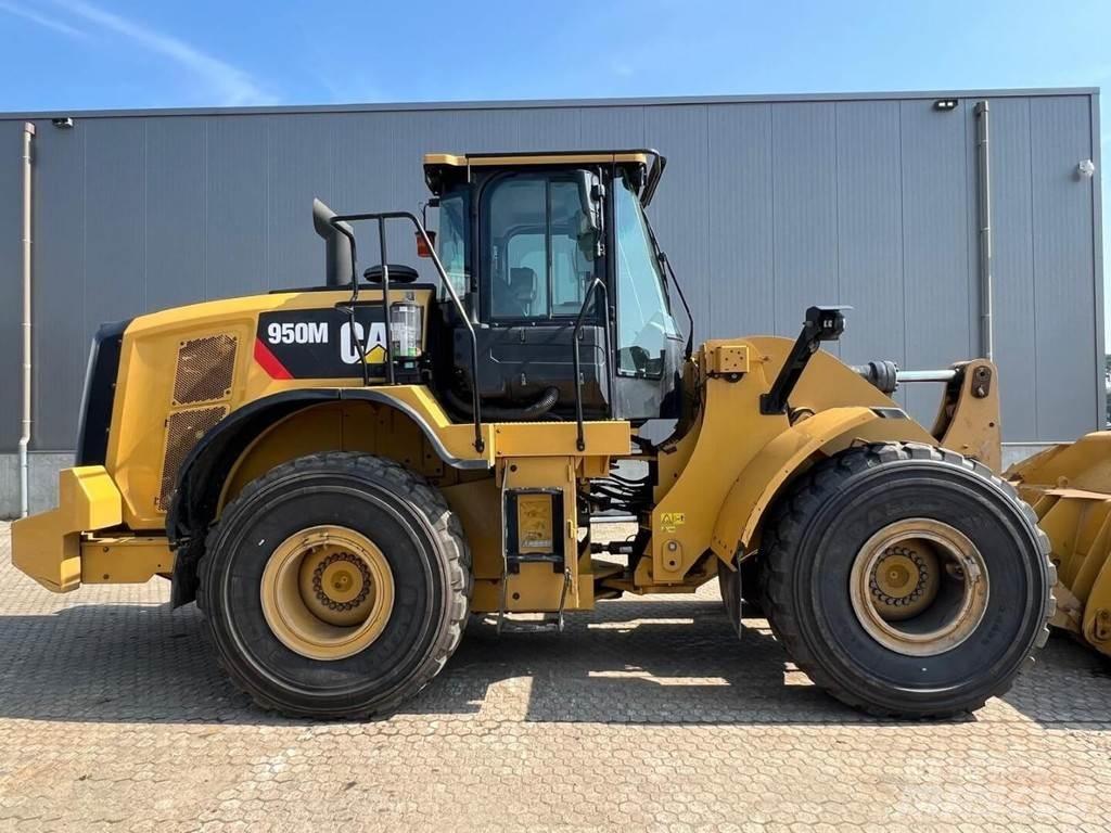 CAT 950M 輪胎式裝載機