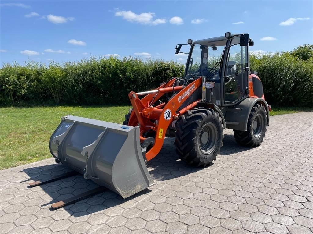 Atlas AR400 輪胎式裝載機