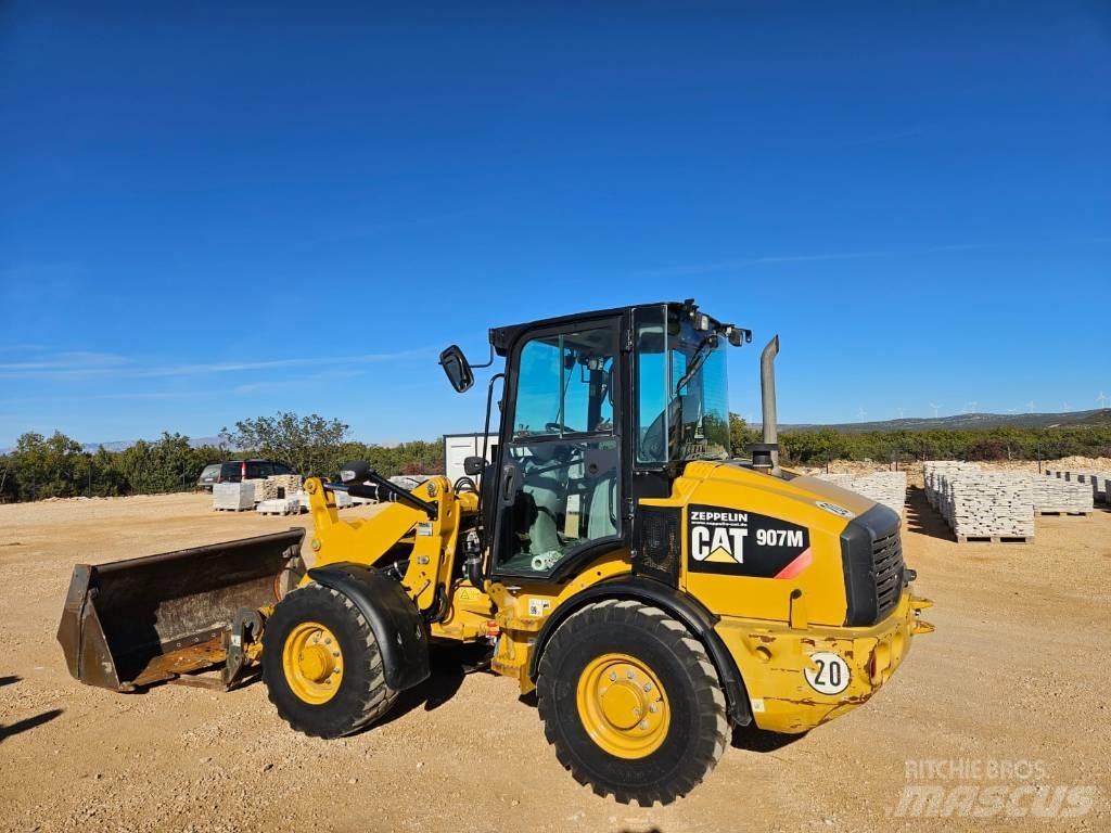 CAT 907 M 輪胎式裝載機