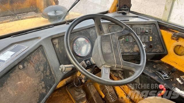 Volvo A 20 鉸接式起吊車
