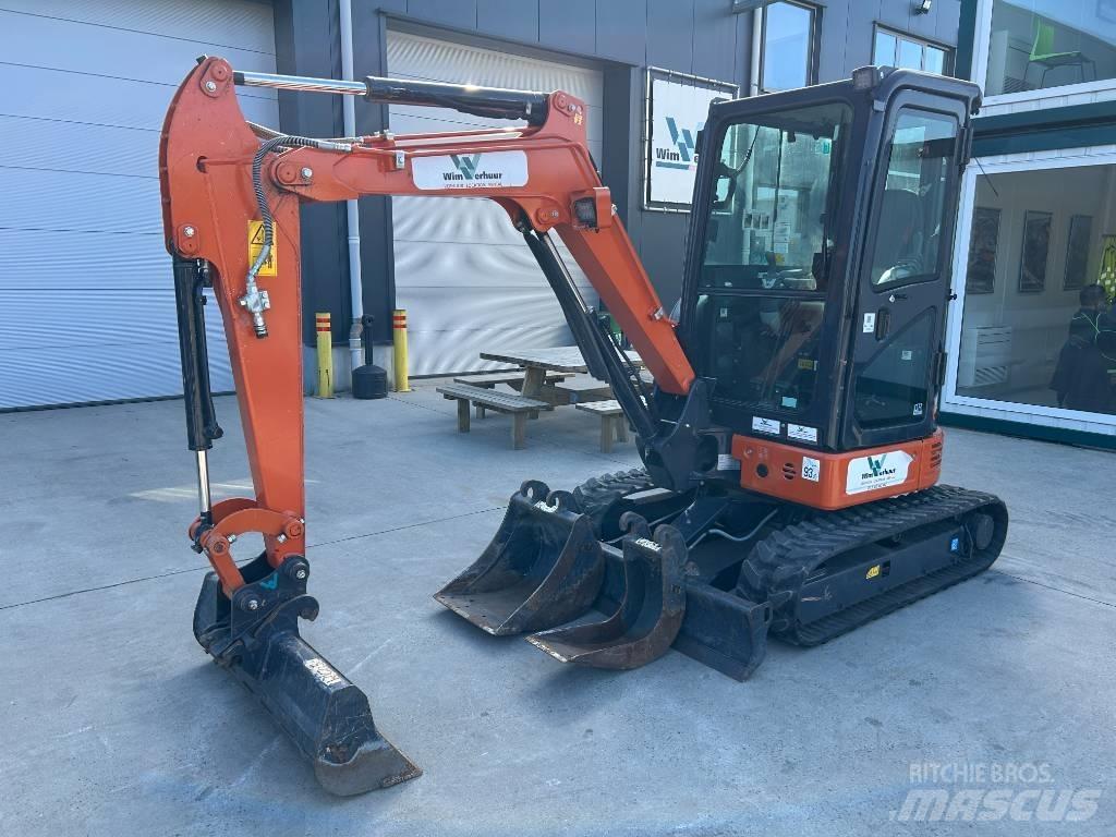 Hitachi ZX 26 U-6 小型挖土機/掘鑿機<7t(小型挖掘機)