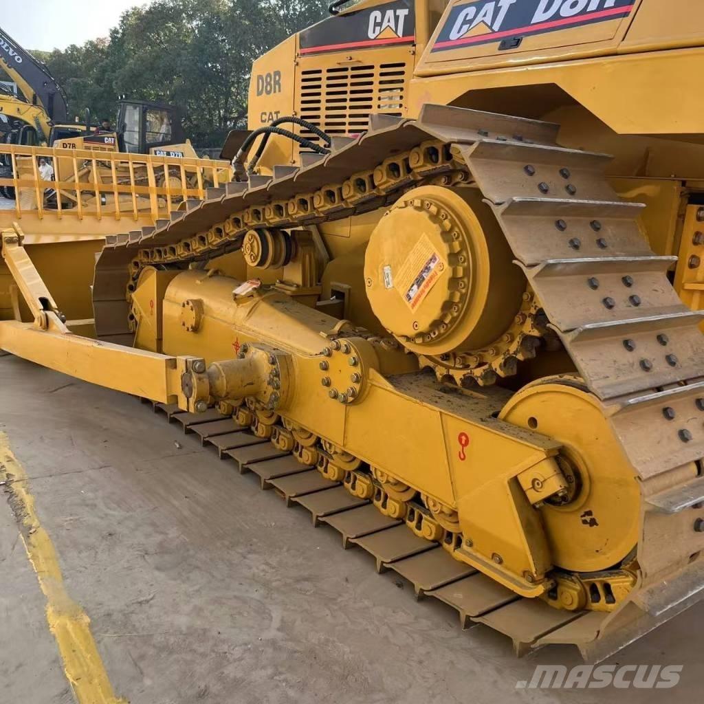 CAT D 8 R 履帶推土機