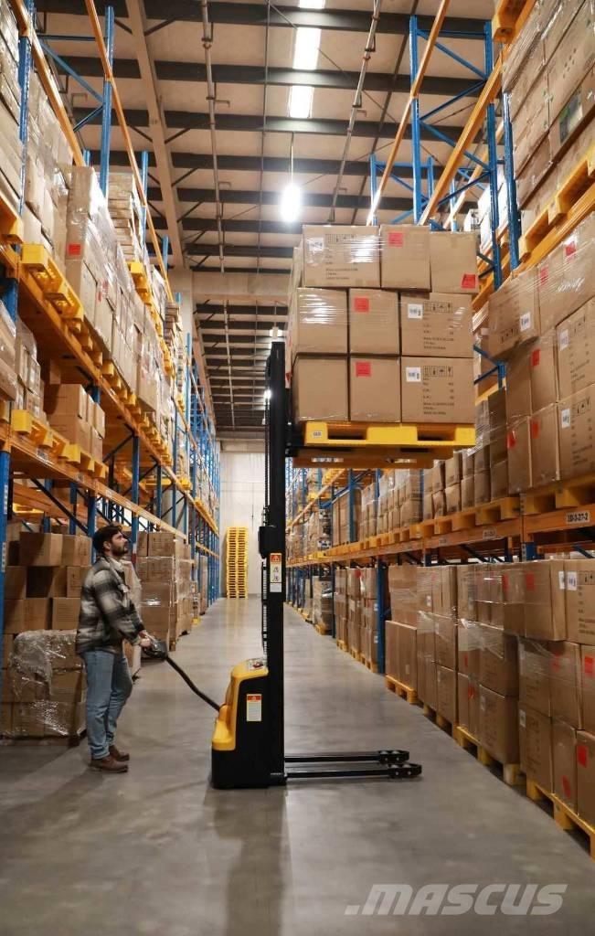 Staxx WS15H 行走控制式堆積機