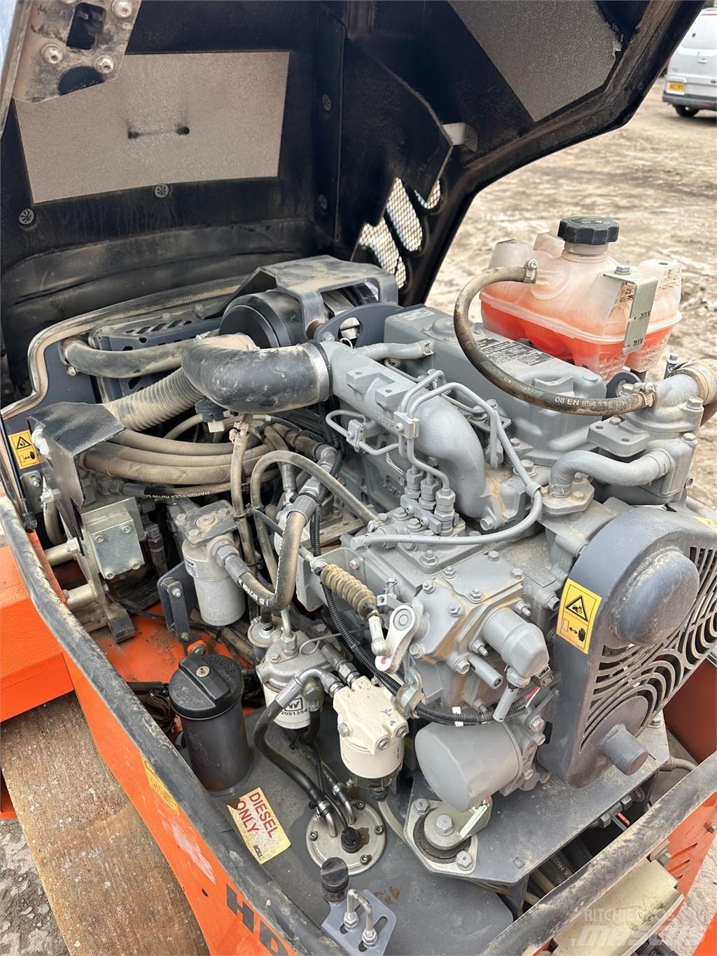 Hamm HD 12 雙輪滾壓機