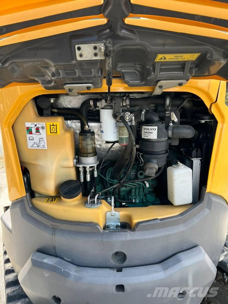 Volvo ECR25D 小型挖土機/掘鑿機<7t(小型挖掘機)