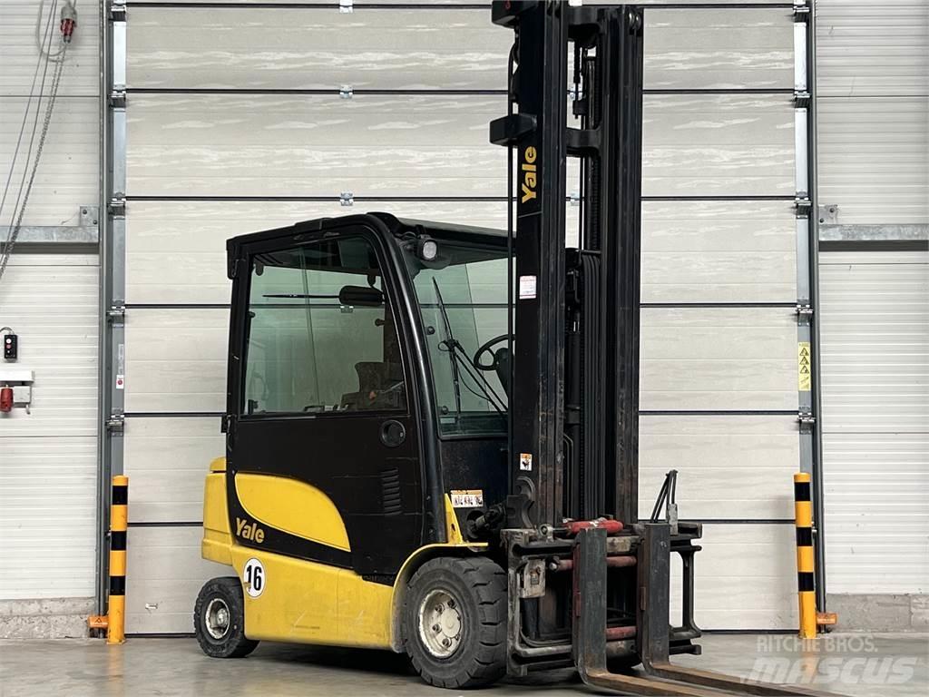 Yale ERP30VL 電動堆高機