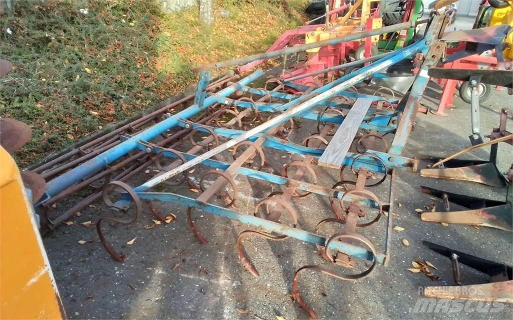 Rekord 3m 中耕管理機