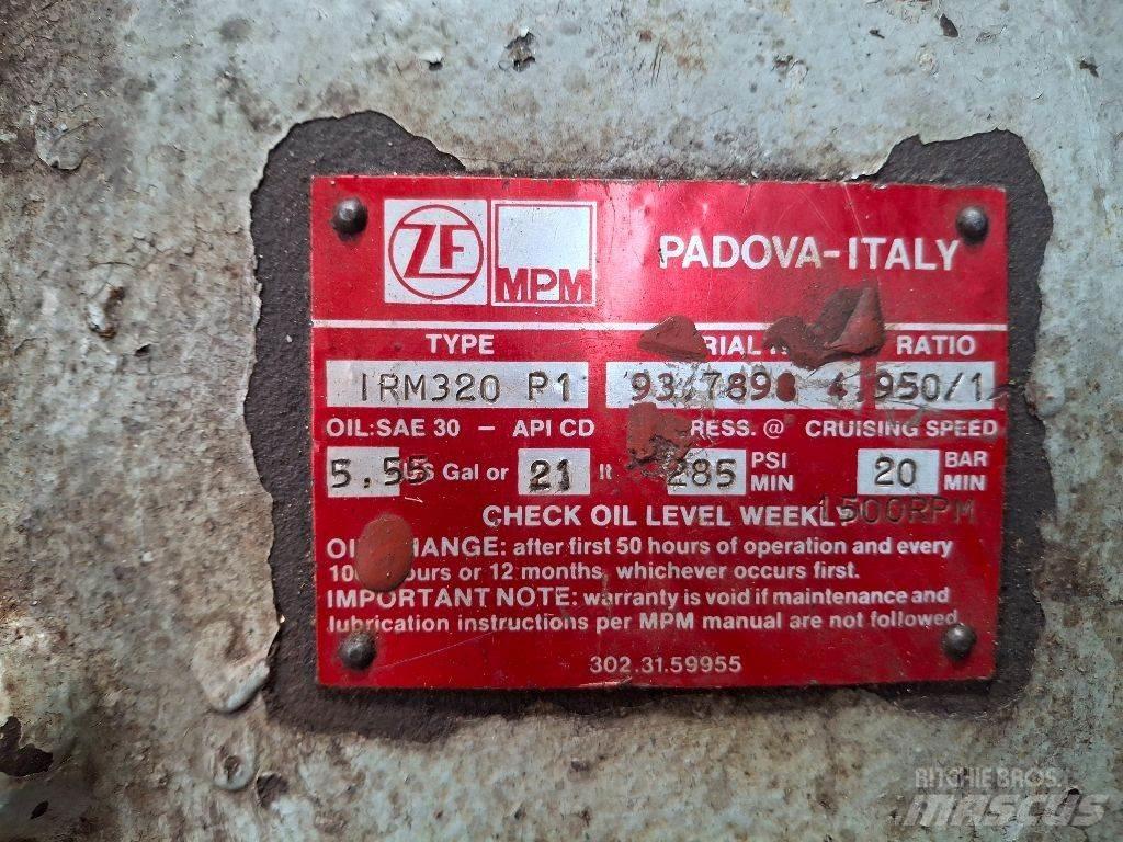 ZF MARINE IRM320P1 齒輪箱
