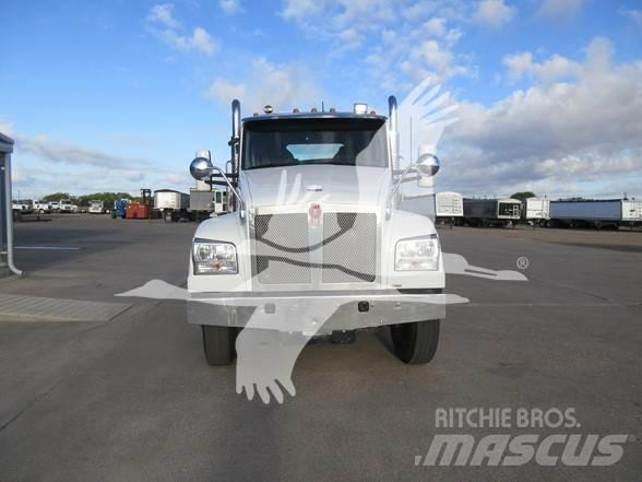 Kenworth T880 曳引機組件