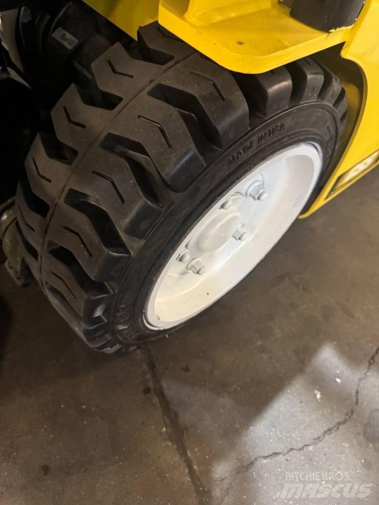 Yale ERP 040 VT 電動堆高機