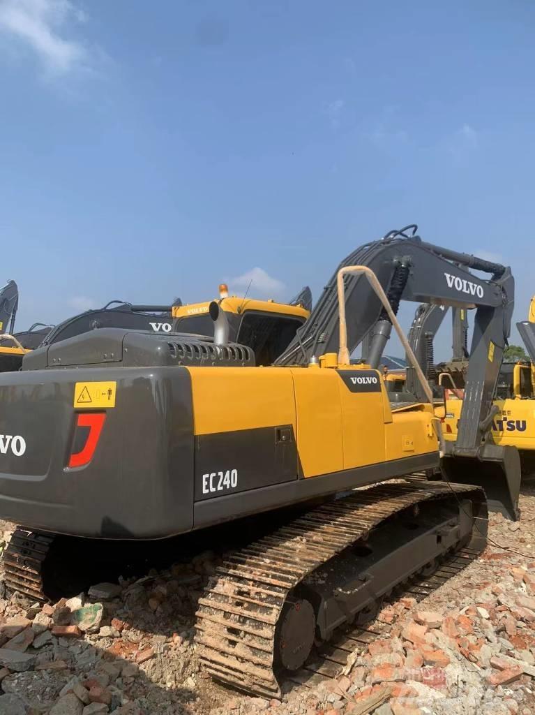 Volvo EC 240 履帶式 挖土機/掘鑿機/挖掘機