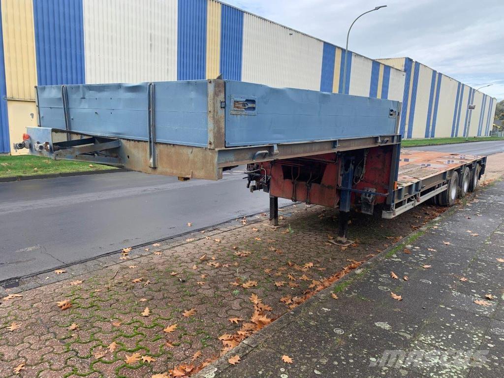 Goldhofer NVT 低架裝載車