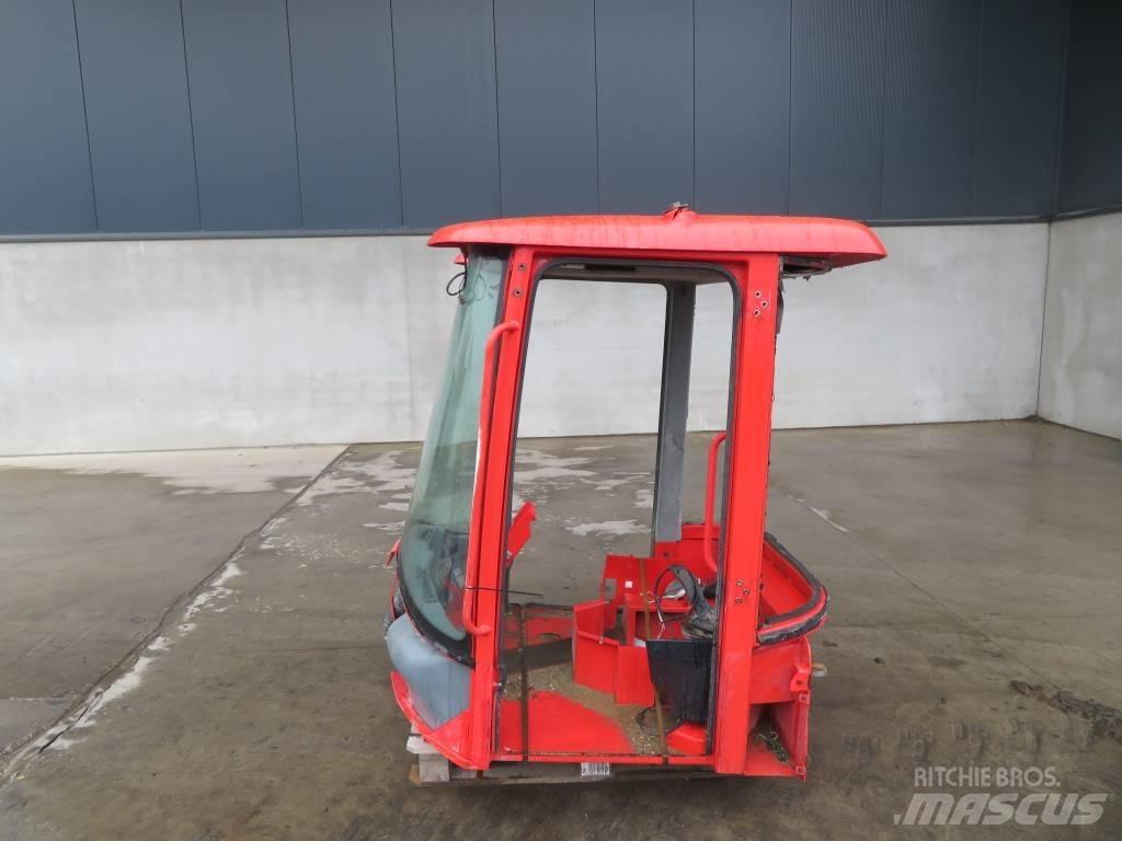 Volvo L 30 B / L 35 駕駛室與內部