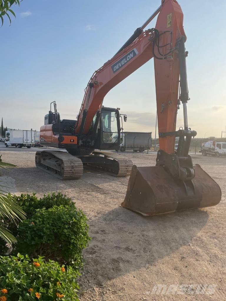 Doosan DX225LC-7 履帶式 挖土機/掘鑿機/挖掘機