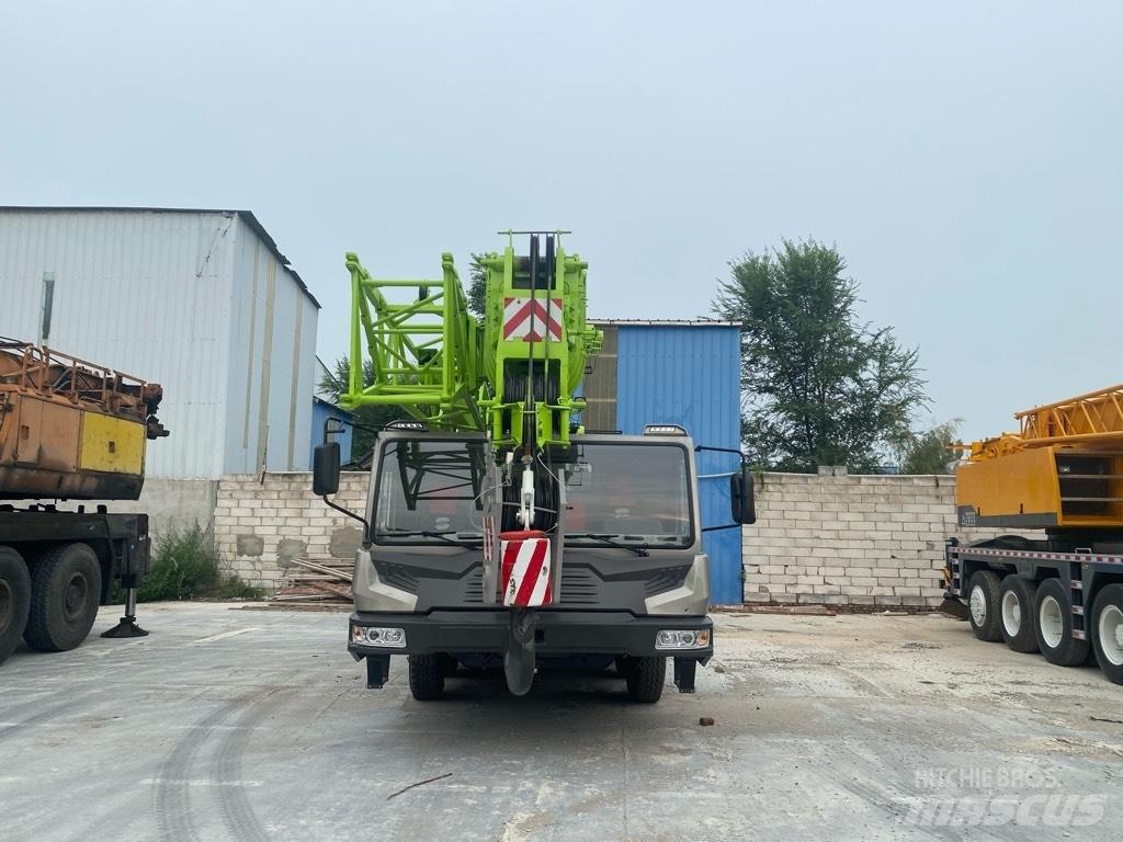 Zoomlion QY50V 全路面起重機/吊車