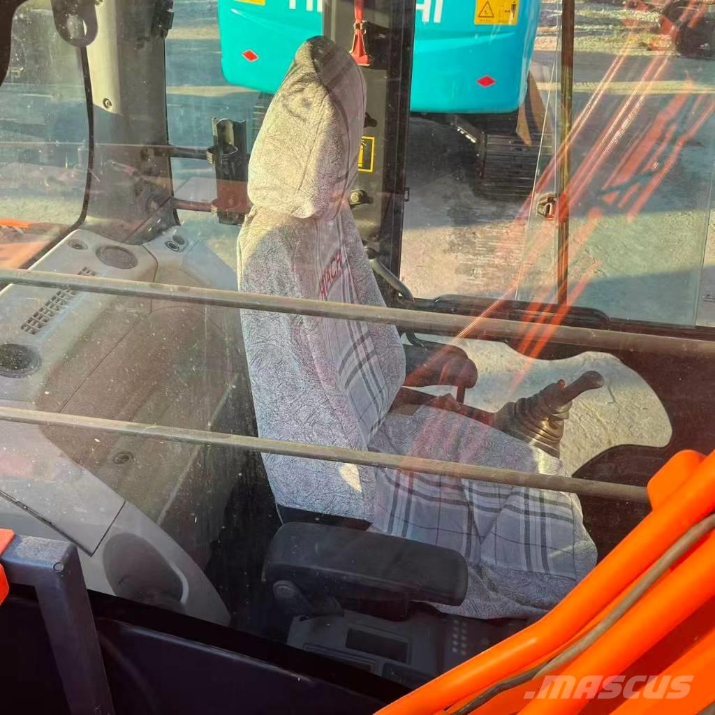 Hitachi ZX 130 中型挖土機/掘鑿機/挖掘機 7t-12t