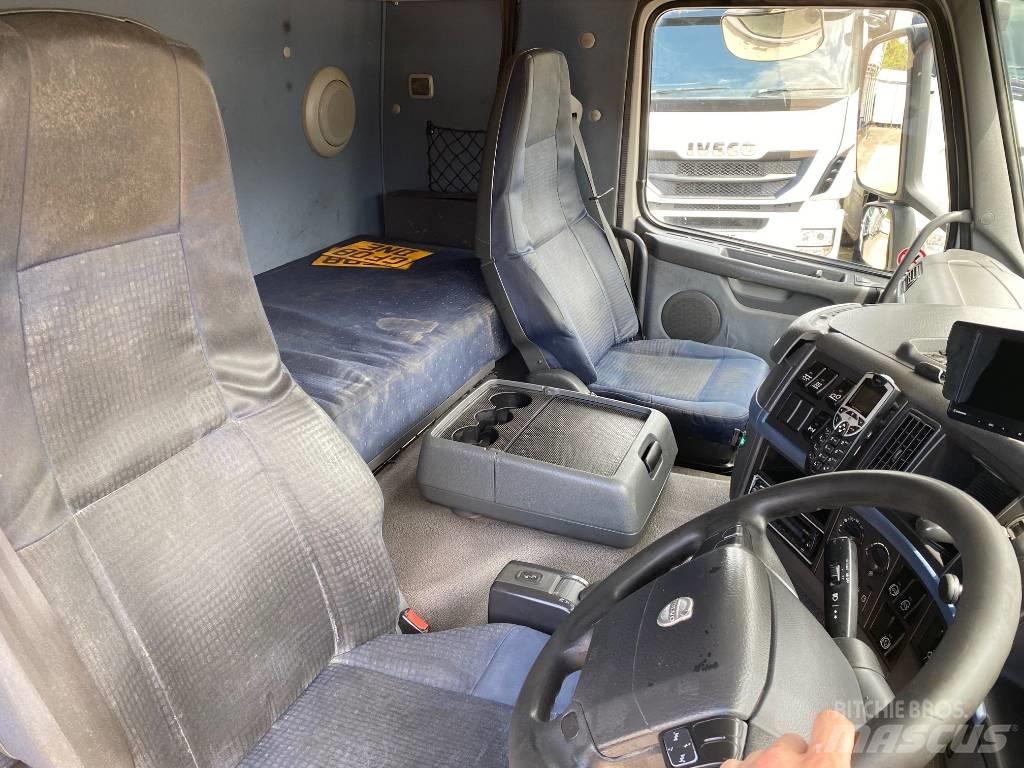 Volvo FM 440 曳引機組件