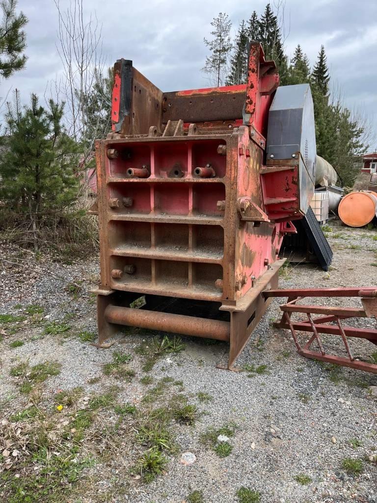 Sandvik QJ 340 破碎機