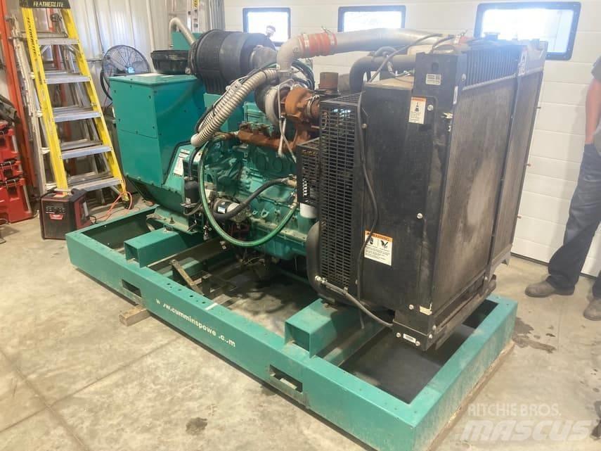 Cummins 105kW 柴油發電機