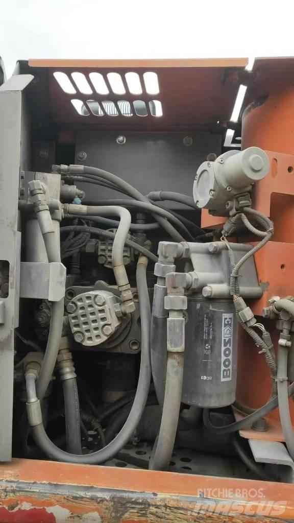 Hitachi ZX130W 旋轉式挖土機/掘鑿機/挖掘機