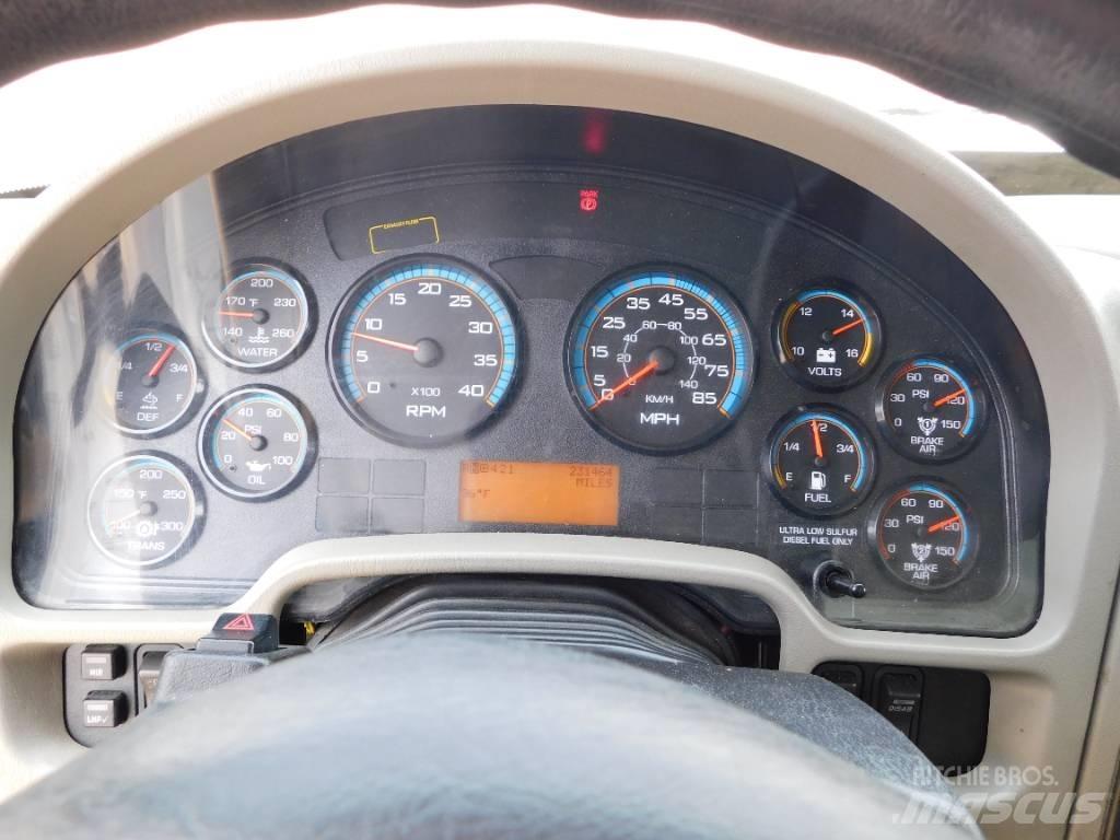 International 4300 貨櫃框架卡車