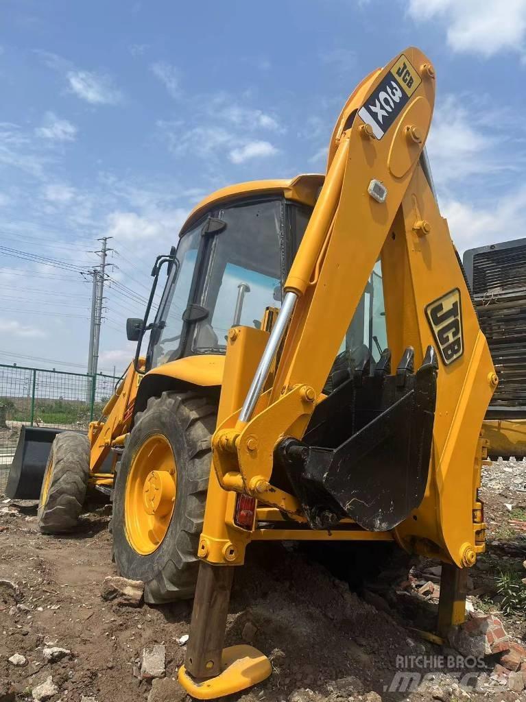 JCB 3 CX 反鏟裝載機
