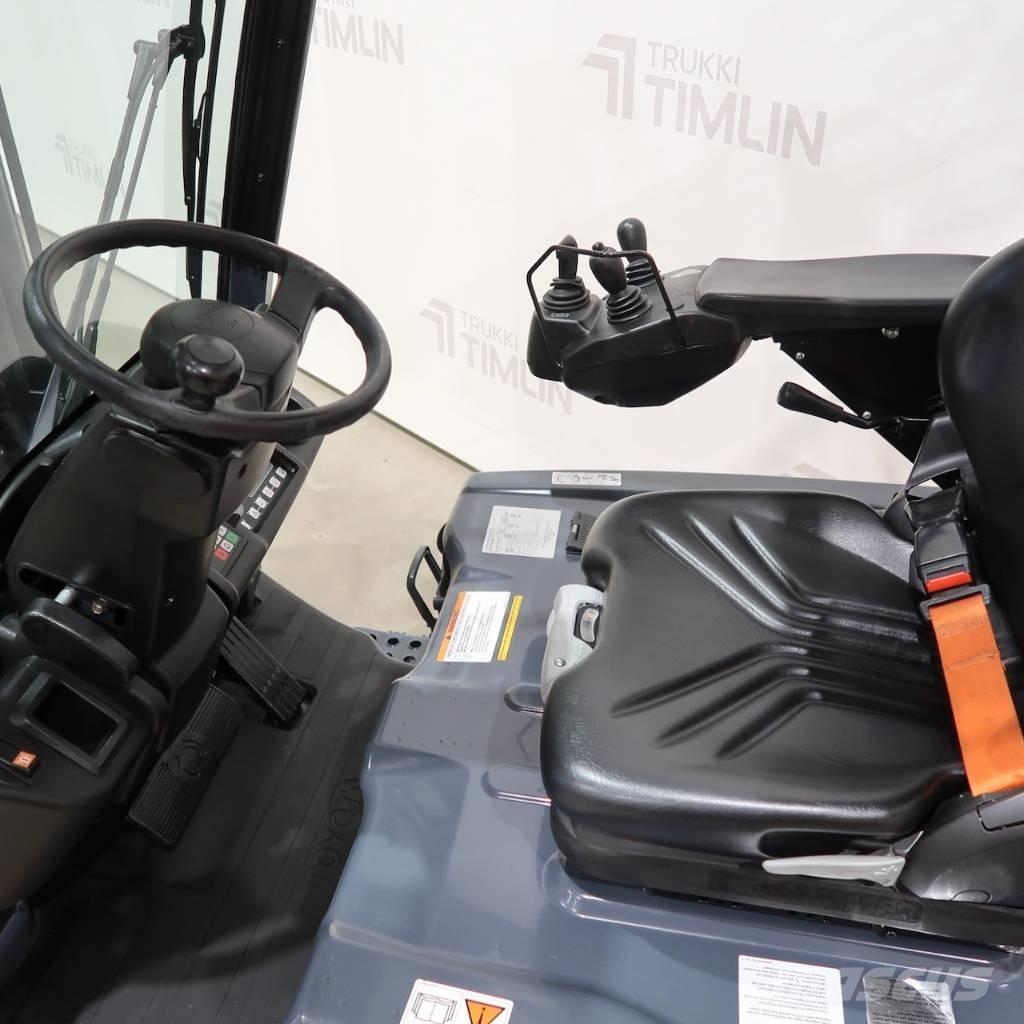 Toyota 8FBE16T 電動堆高機