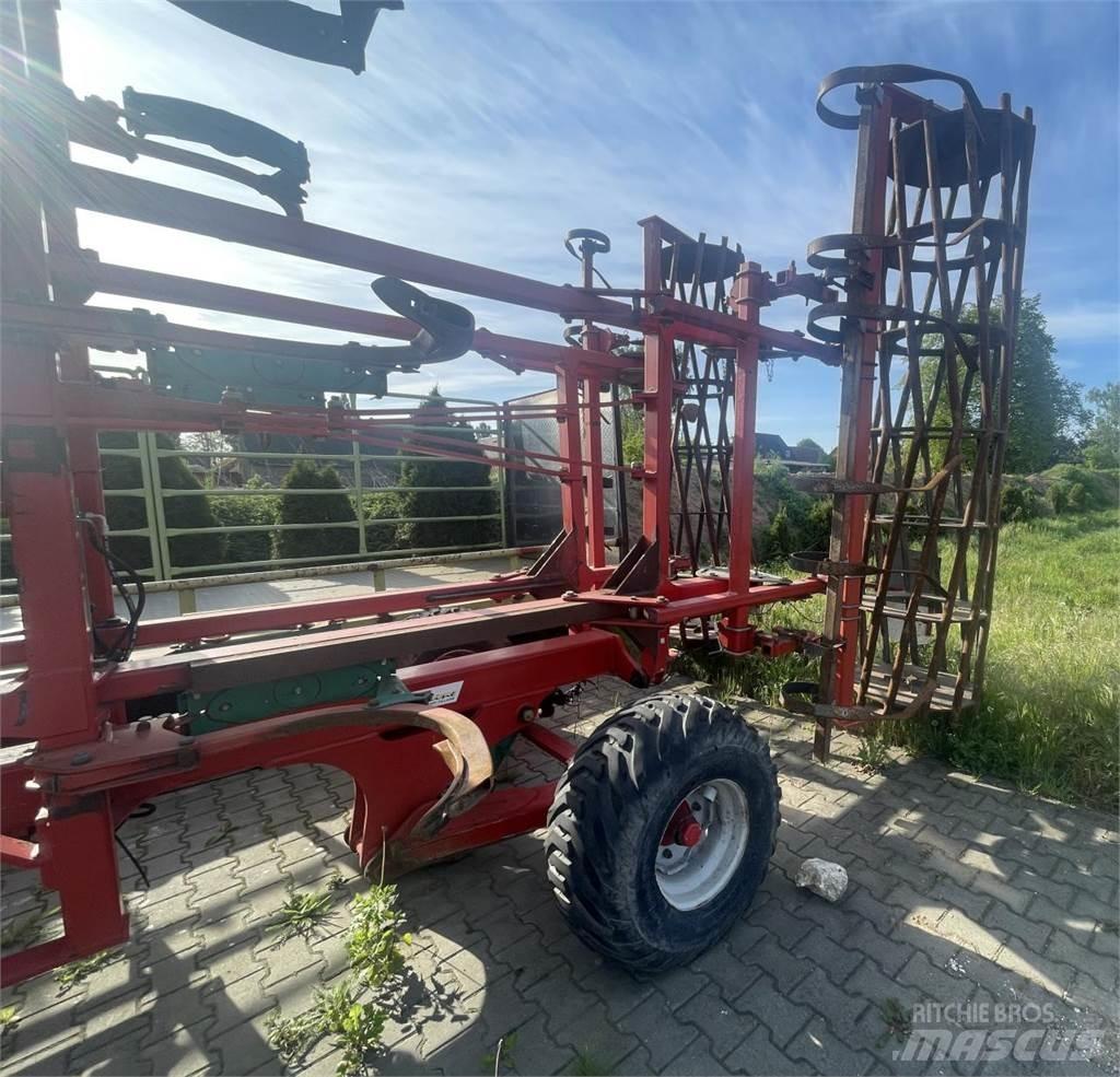 Kverneland CTC 500 中耕管理機