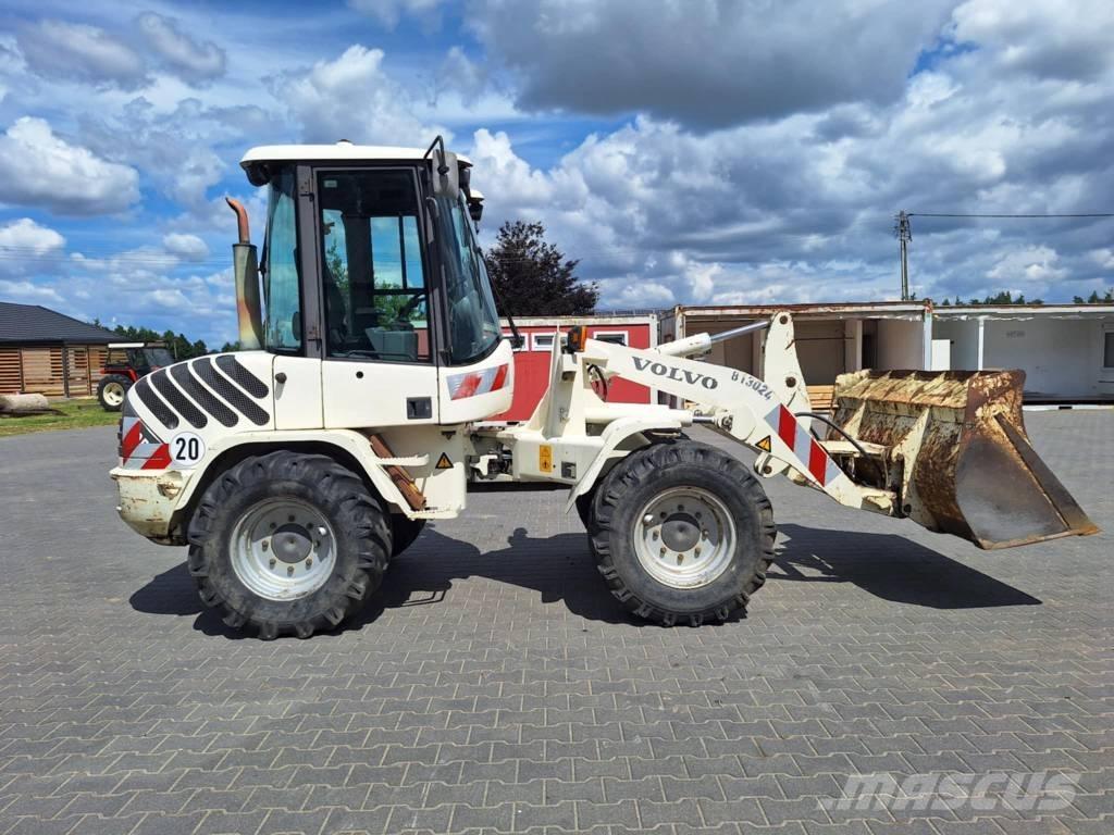 Volvo L 30 B 輪胎式裝載機