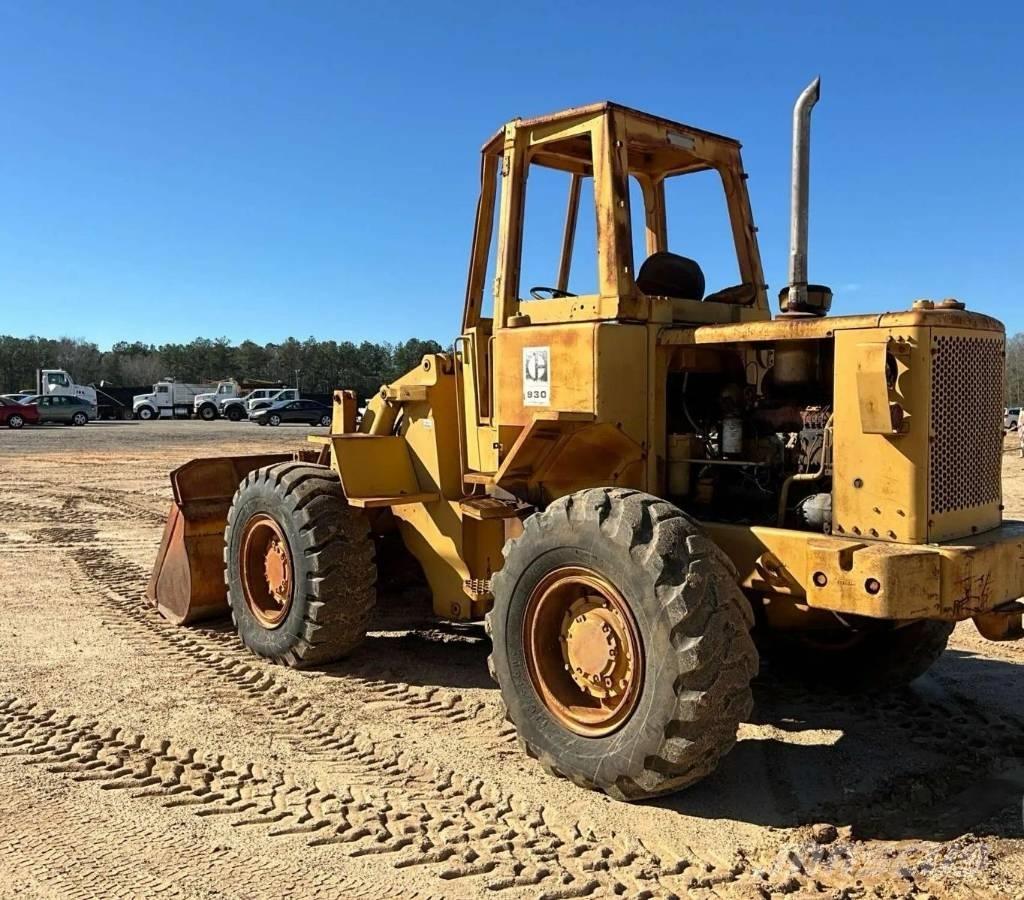 CAT 930 輪胎式裝載機