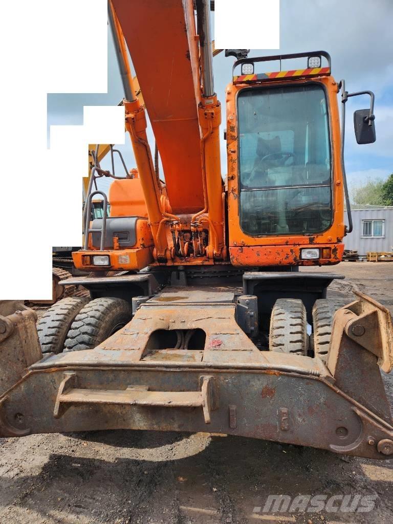 Doosan DX 210WA 旋轉式挖土機/掘鑿機/挖掘機